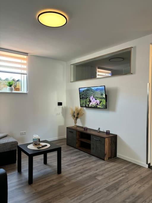 Ferienwohnung In Der Suedpfalz Zeiskam Экстерьер фото